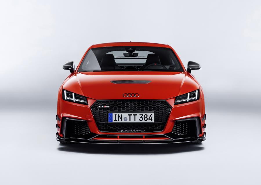  Audi TT RS Coupe Performance Parts (8S) 2017 года  (WW) (фото 3 из 16)